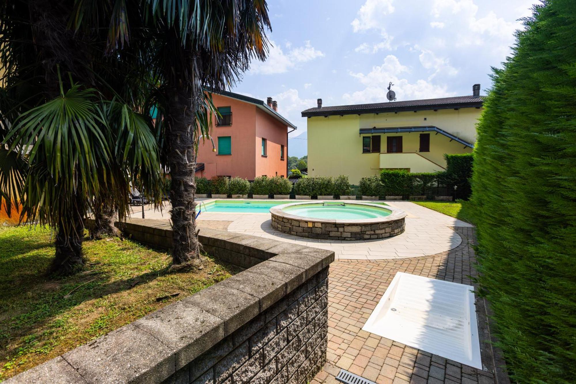 Spluga "Relax & Apartaments" By Alfio Colombo ソーリコ エクステリア 写真